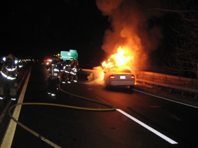 CAR FIRE SAW MILL RIVER PARKWAY SOUTH BOUND